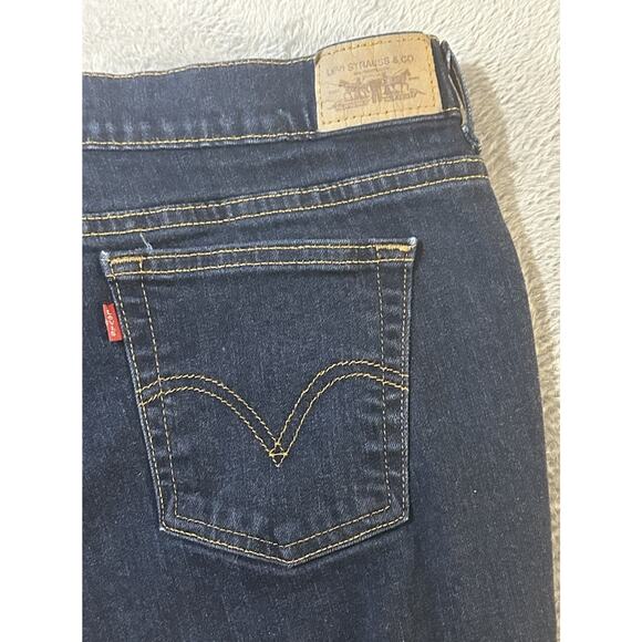 Levi’s Women’s 515 Bootcut Jeans Dark Wash Size 16 Short Mid Rise Stretch Denim - Picture 5 of 9
